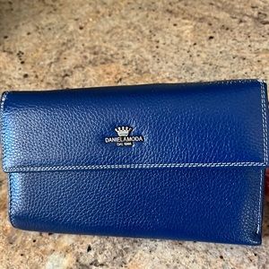 Italian leather wallet, new without tags